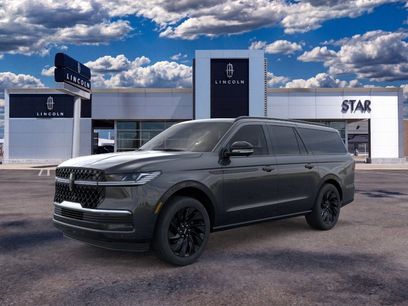 New 2026 Lincoln Navigator L Reserve w/ Jet Appearance Package