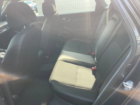 Used 2025 Honda Civic Sport image 12
