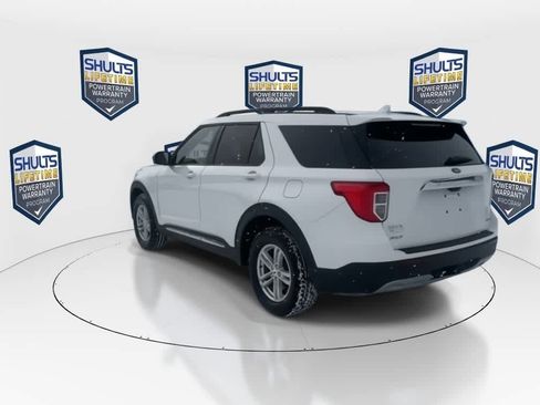 Used 2022 Ford Explorer XLT w/ Equipment Group 202A image 6
