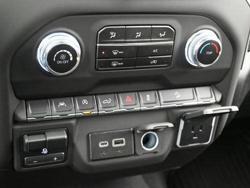 New 2025 GMC Sierra 1500 Pro w/ Graphite Edition image 20