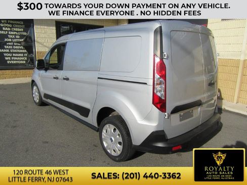 Used 2019 Ford Transit Connect XLT image 13