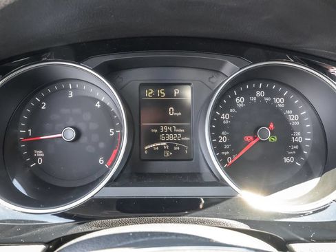 Used 2015 Volkswagen Jetta TDI SEL FWD image 23