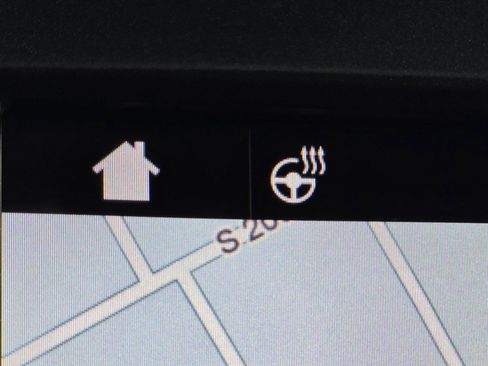 Certified 2018 Ford F150 Platinum w/ Technology Package image 9