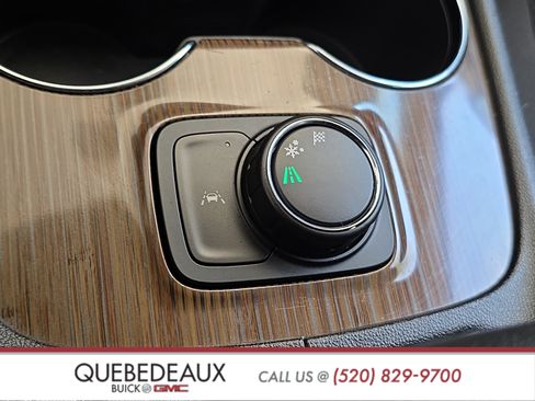 Used 2022 GMC Acadia SLE FWD image 23