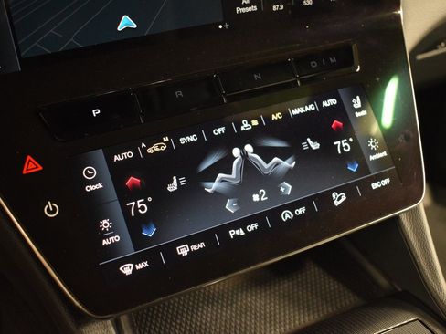 Certified 2024 Maserati Grecale GT image 34