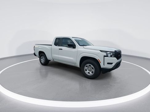Used 2024 Nissan Frontier S w/ S Utility Package RWD image 2