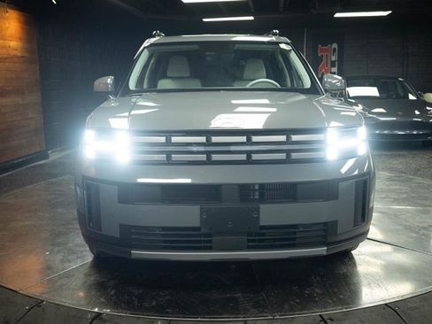 Used 2025 Hyundai Santa Fe SEL image 3