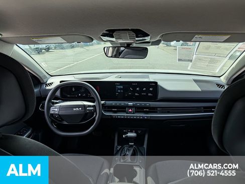 Used 2025 Kia K4 FWD image 15