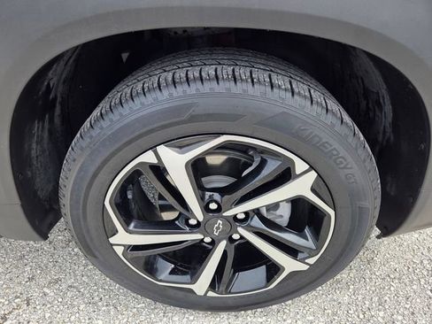 Used 2022 Chevrolet TrailBlazer RS FWD image 9