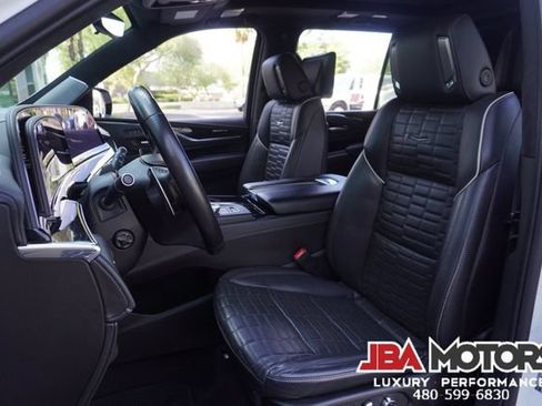 Used 2023 Cadillac Escalade V AWD/4WD image 96