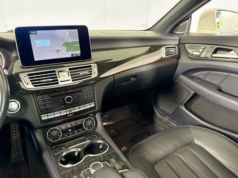 Used 2017 Mercedes-Benz CLS 550 4MATIC image 30