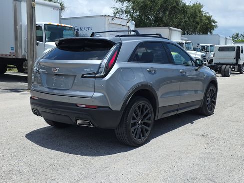 Used 2023 Cadillac XT4 Sport w/ Driver Assist Package FWD image 7