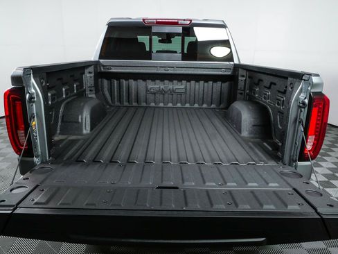 New 2026 GMC Sierra 1500 SLT w/ SLT Premium Plus Package AWD/4WD image 32