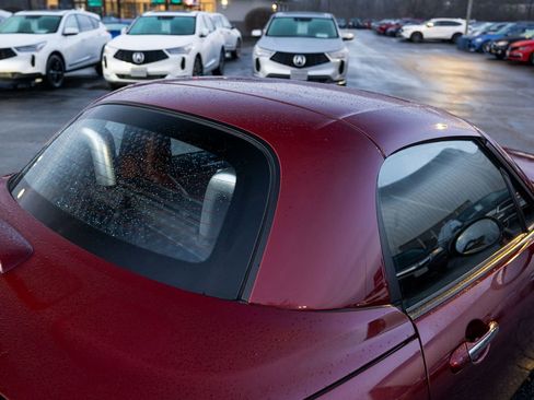 Used 2008 MAZDA MX-5 Miata Grand Touring w/ Premium Pkg image 17