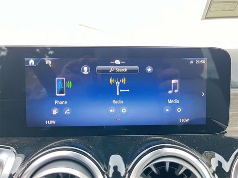 New 2026 Mercedes-Benz GLB 250 4MATIC image 17