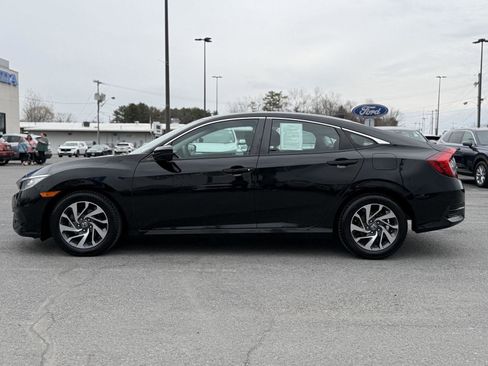 Used 2018 Honda Civic EX image 8