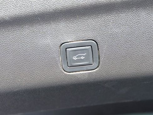 Used 2021 GMC Yukon AT4 w/ Rear Media and Nav Package image 10