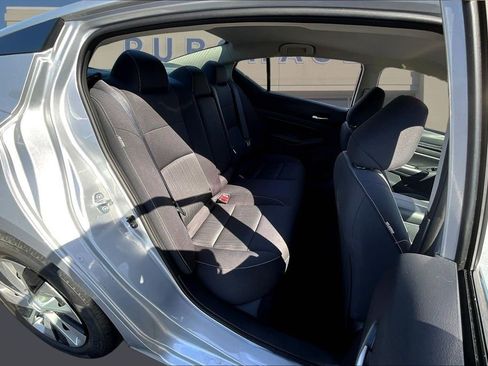 Used 2022 Nissan Altima 2.5 S FWD image 26
