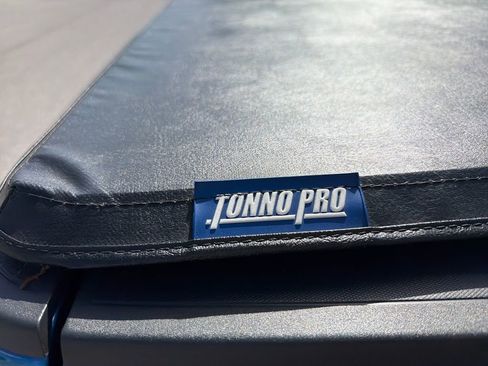 Used 2021 Chevrolet Colorado LT image 19