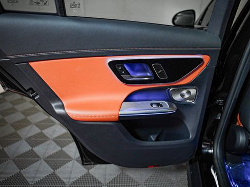 Certified 2023 Mercedes-Benz GLC 300 image 24