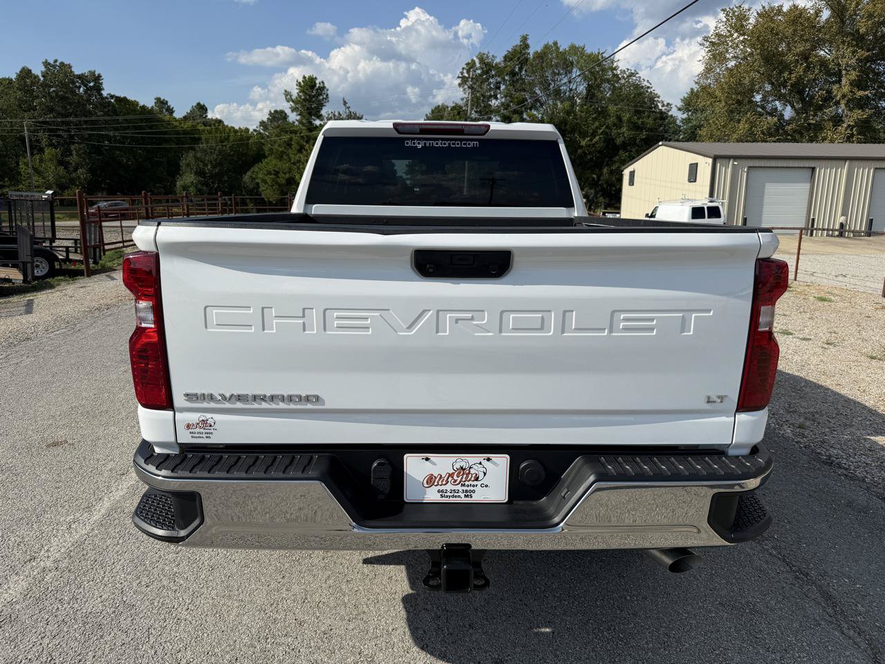 Used 2024 Chevrolet Silverado 2500 LT AWD/4WD image 4
