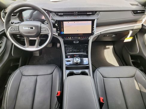 New 2026 Jeep Grand Cherokee L Limited AWD/4WD image 18