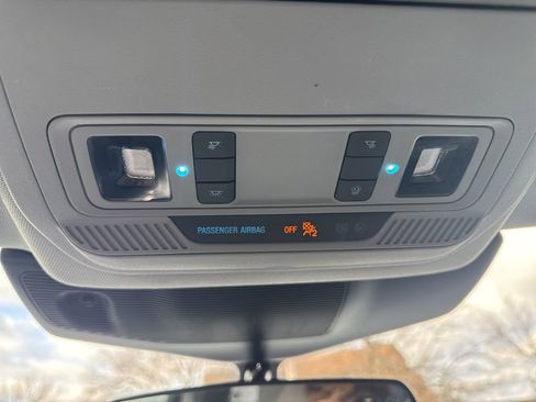 Used 2021 Ford Explorer XLT w/ Equipment Group 202A image 25