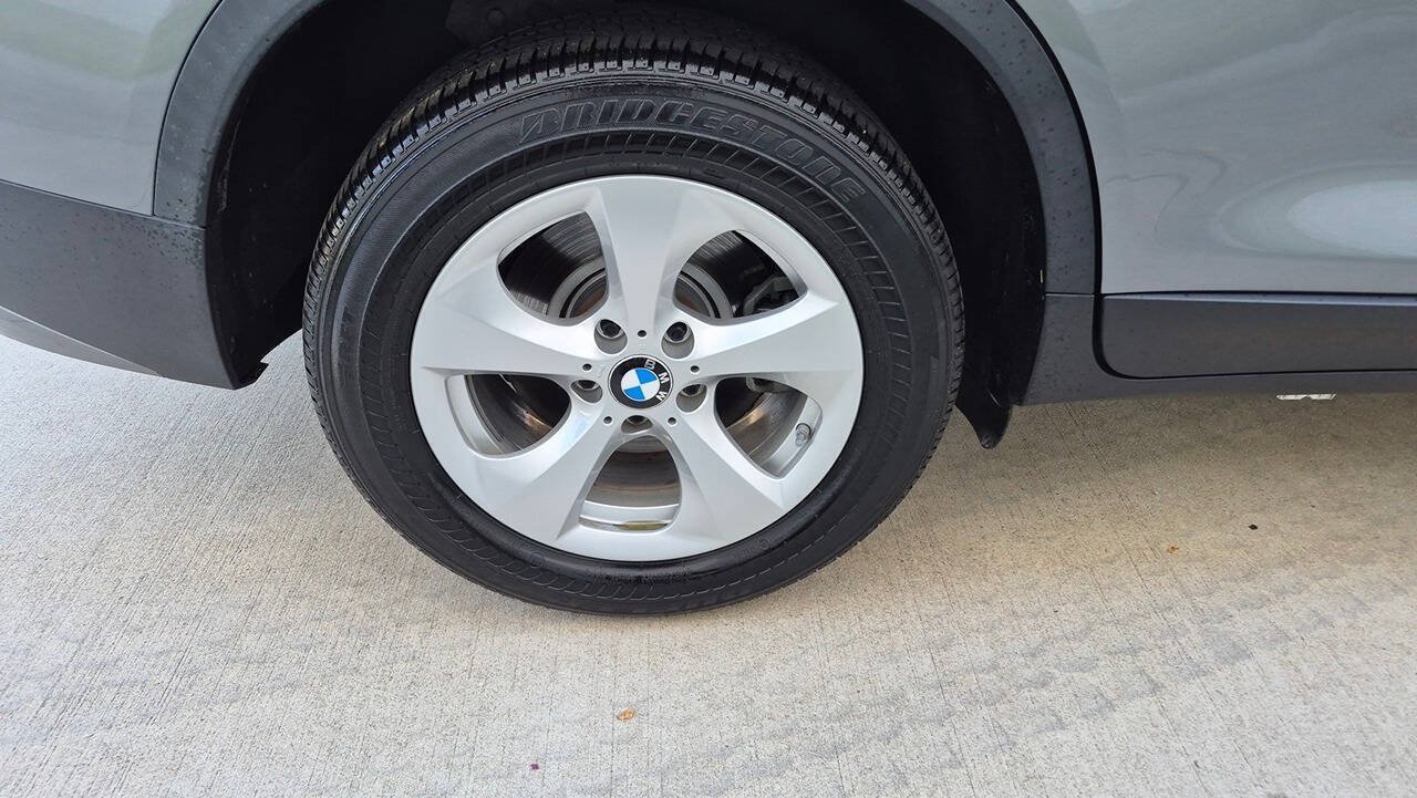 Used 2012 BMW X3 xDrive28i AWD/4WD image 25