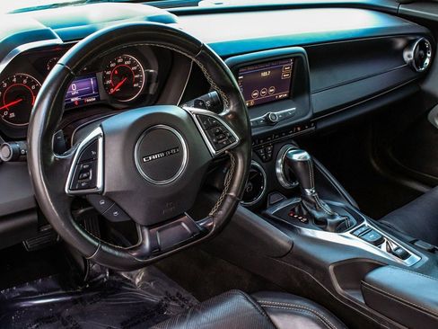 Used 2019 Chevrolet Camaro LT w/ RS Package image 13