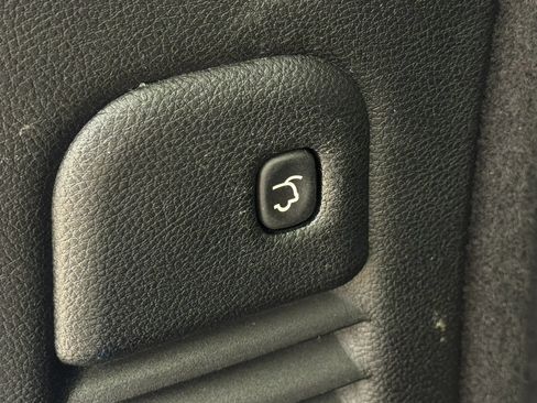 Used 2013 Dodge Durango Citadel w/ Technology Group RWD image 24