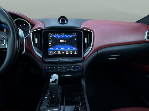 Used 2019 Maserati Ghibli S Q4 image 18