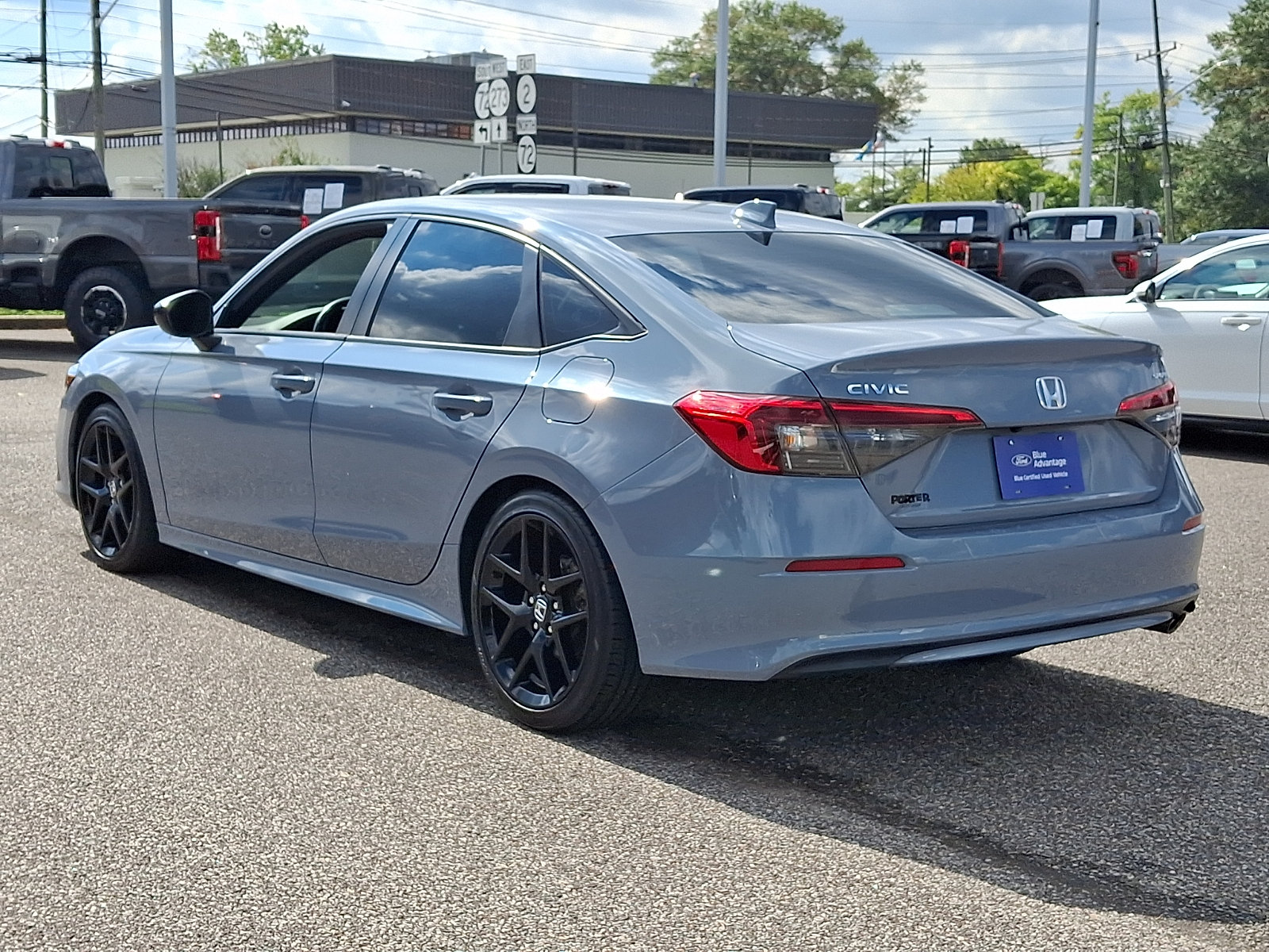 Used 2024 Honda Civic Sport image 7