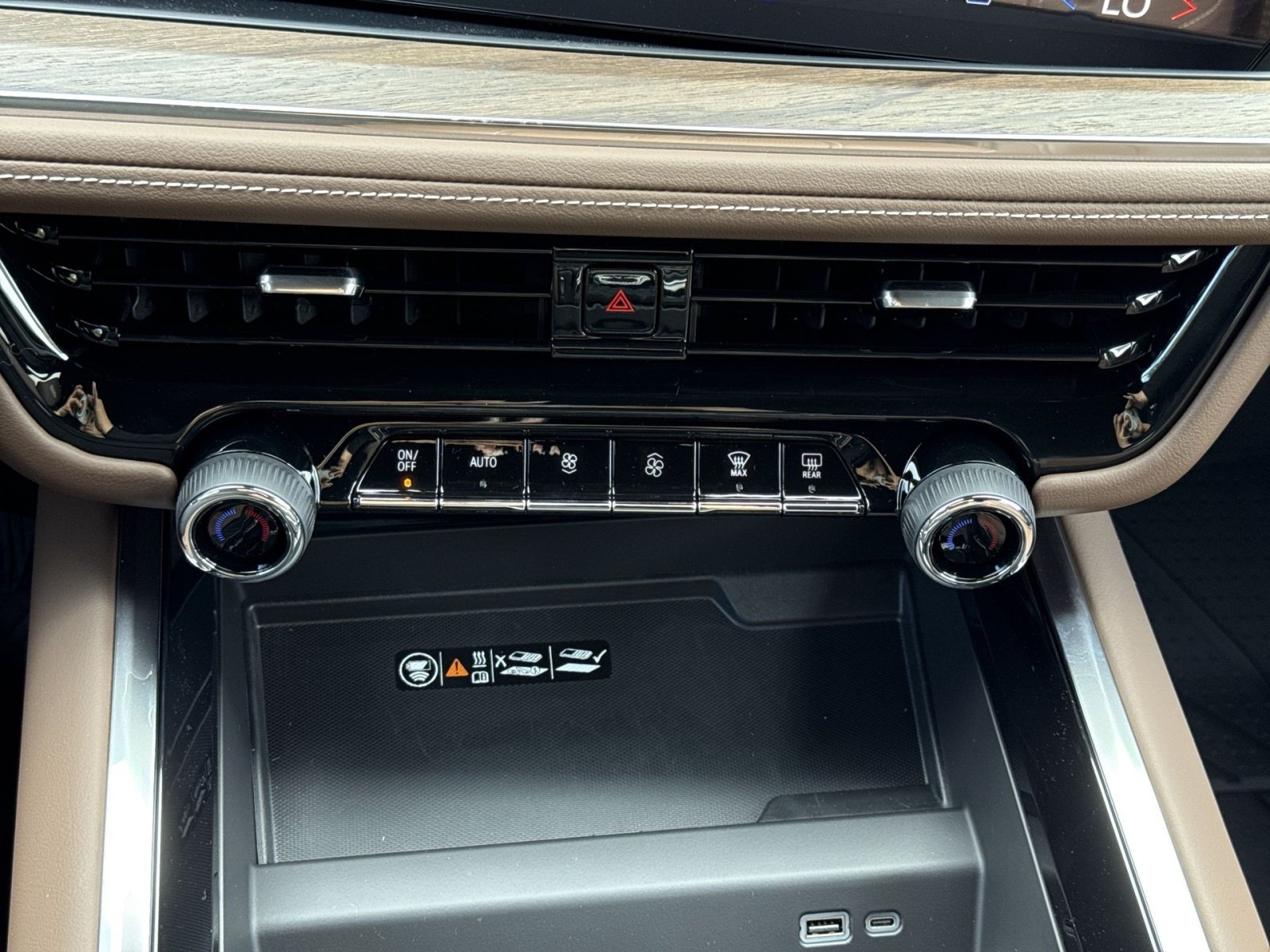 New 2026 Chevrolet Tahoe High Country AWD/4WD image 22