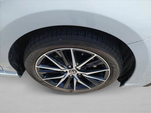 Used 2023 Toyota Camry SE FWD image 10
