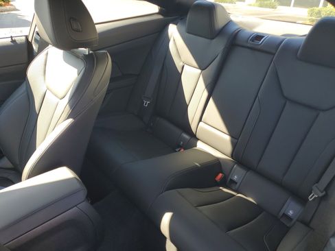 Used 2025 BMW 430i xDrive Coupe w/ Premium Package image 10