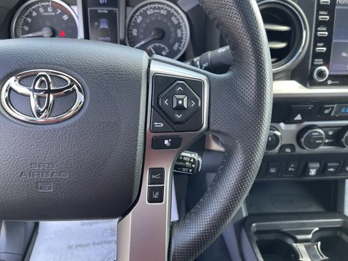 Certified 2021 Toyota Tacoma Limited AWD/4WD image 24