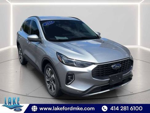 Certified 2023 Ford Escape Platinum AWD/4WD image 1