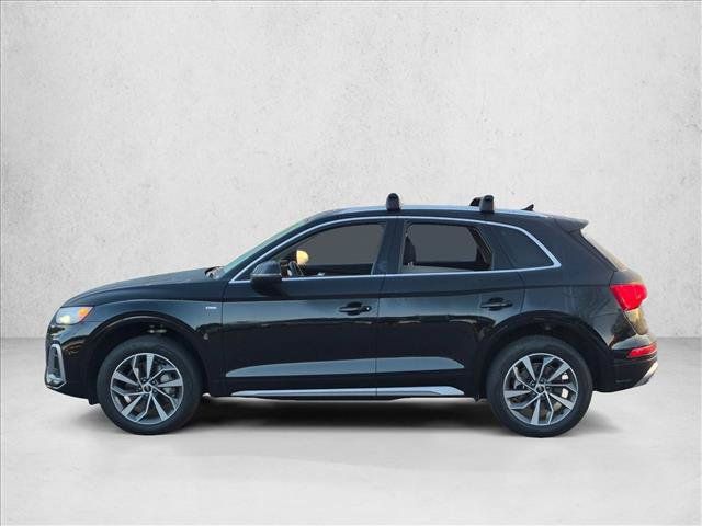 Used 2023 Audi Q5 2.0T Premium Plus w/ Premium Plus Package AWD/4WD image 8