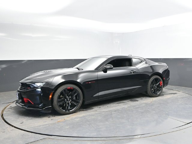 Used 2022 Chevrolet Camaro LT w/ Redline Edition RWD image 7