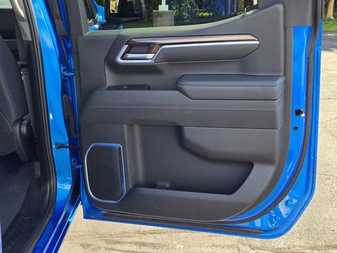 Used 2025 Chevrolet Silverado 1500 LT image 8