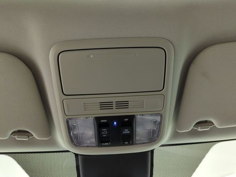 New 2026 Honda Odyssey Touring image 19