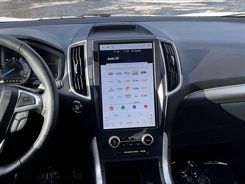 Used 2022 Ford Edge SEL image 18