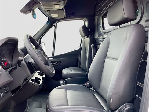 New 2025 Mercedes-Benz Sprinter 2500 image 11