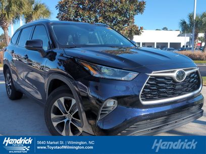 Used 2021 Toyota Highlander XLE