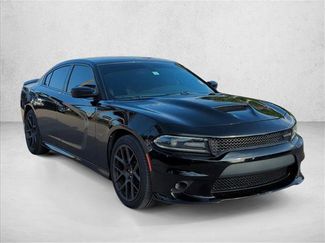 Used 2019 Dodge Charger R/T RWD video 3