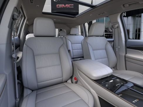 New 2026 Buick Enclave Avenir w/ Super Cruise Package FWD image 16