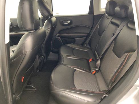 Used 2020 Jeep Compass Trailhawk image 18