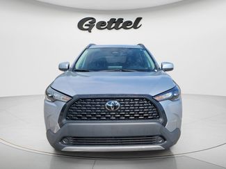 Certified 2024 Toyota Corolla Cross LE w/ Moonroof Package FWD video 2