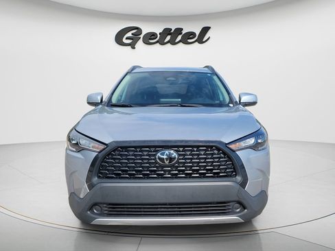 Certified 2024 Toyota Corolla Cross LE w/ Moonroof Package FWD image 2