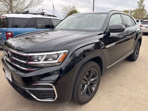 Used 2021 Volkswagen Atlas Cross Sport SE w/ Panoramic Sunroof Package AWD/4WD image 1